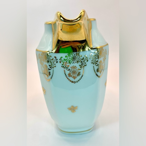Limoges France Unique White Porcelain Creamer w/ Intricate Gold Detailing - Picture 5 of 8
